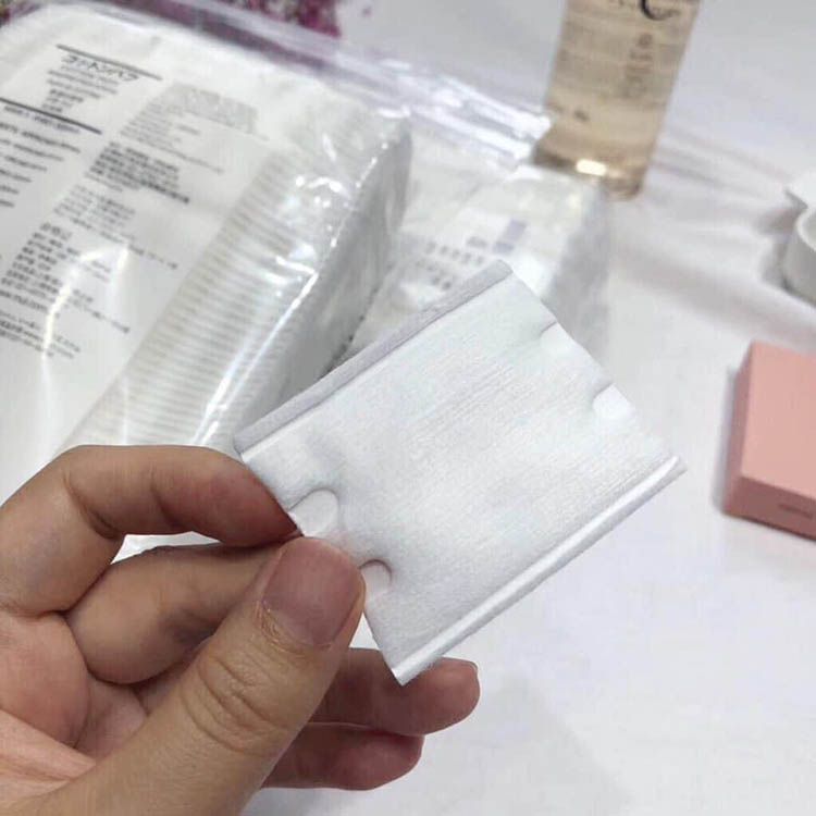 Bông mềm, dai, không bị ra bông hay xô lệch trong quá trình sử dụng